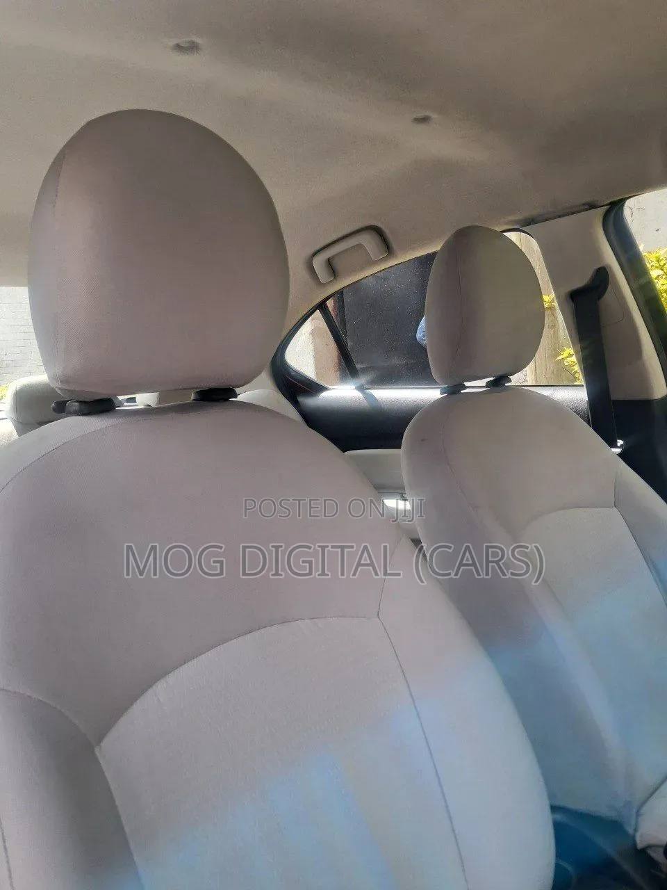 Mitsubishi Attrage 2020 Burgundy