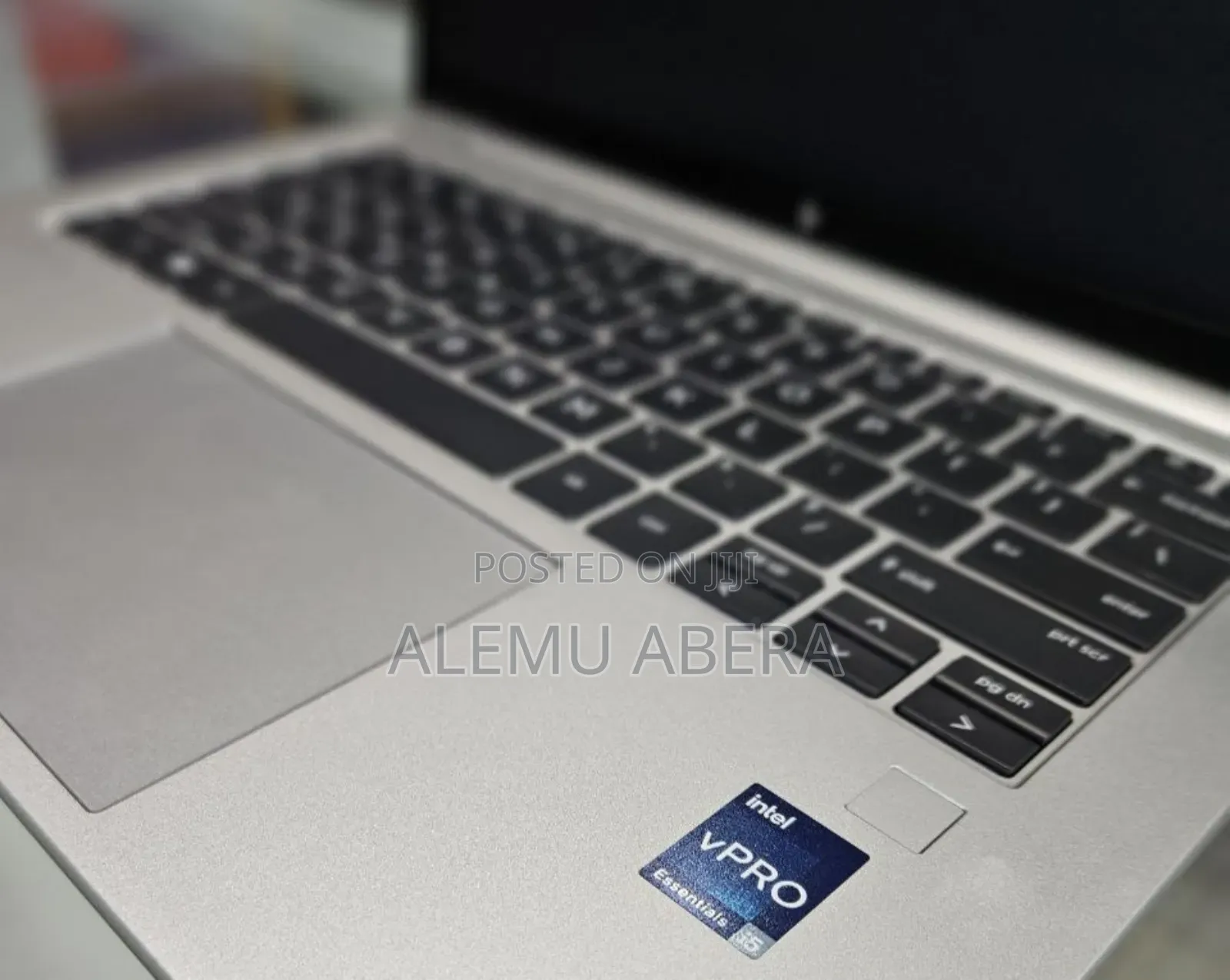 New Laptop HP EliteBook 840 G10 16GB Intel Core i5 SSD 512GB