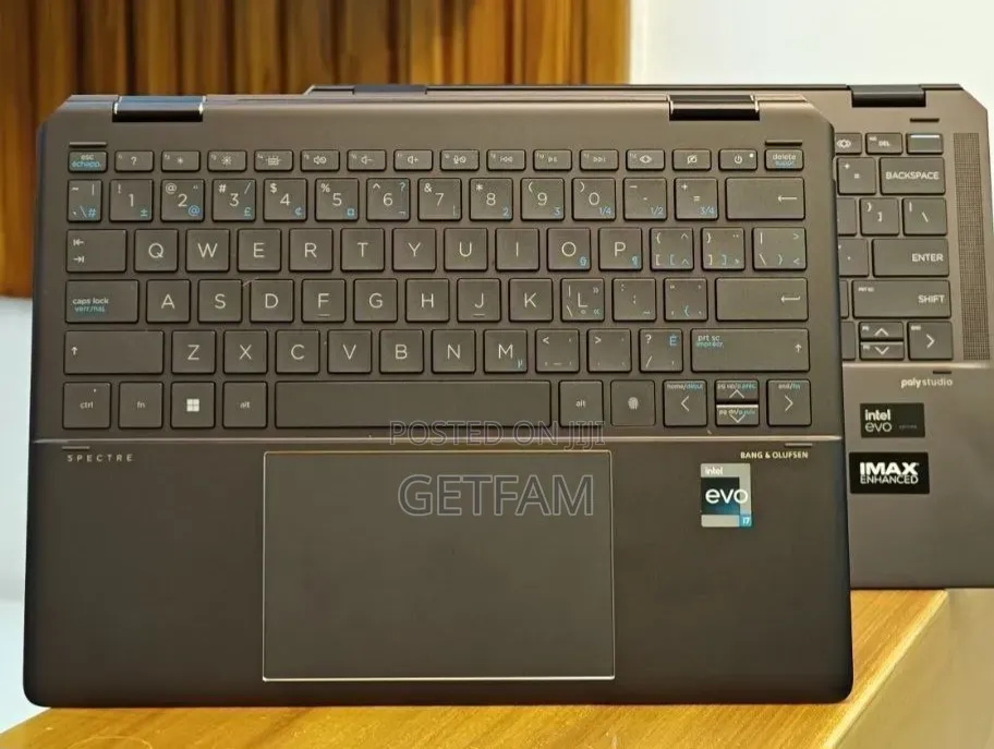 New Laptop HP Spectre 16GB Intel Core i7 SSD 1T