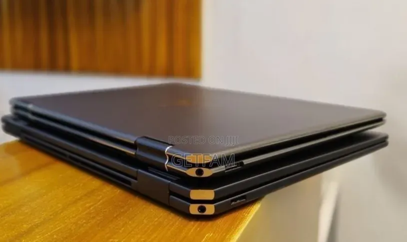 New Laptop HP Spectre 16GB Intel Core i7 SSD 1T