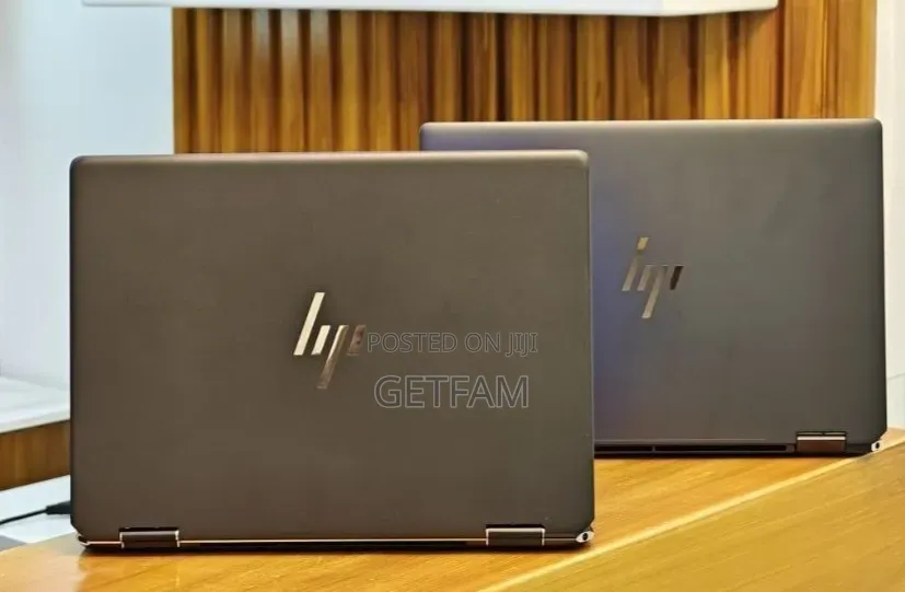 New Laptop HP Spectre 16GB Intel Core i7 SSD 1T
