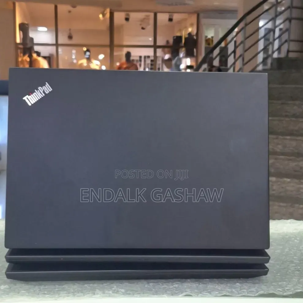 New Laptop Lenovo ThinkPad t495s 16GB AMD Ryzen 7 SSD 512GB