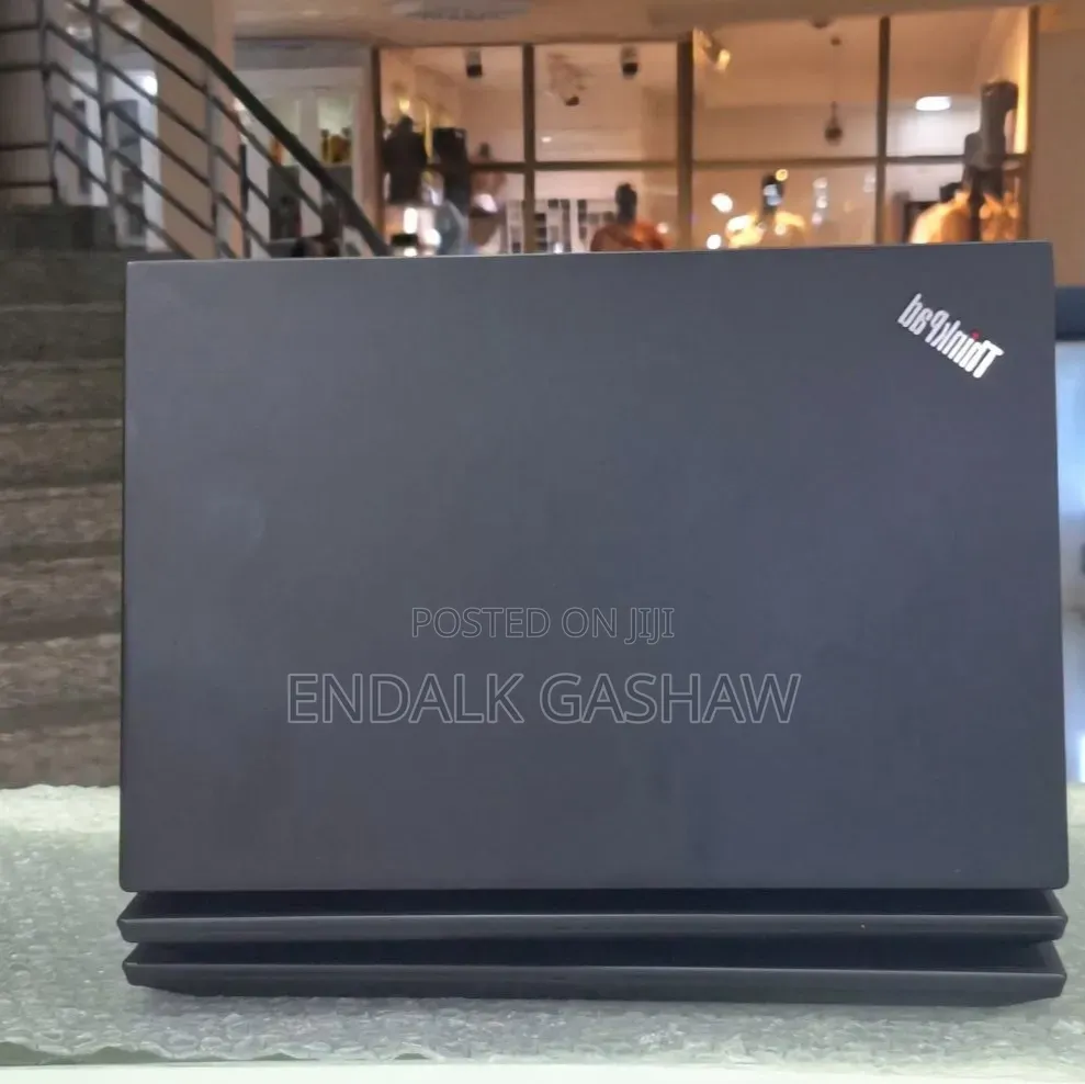 New Laptop Lenovo ThinkPad t495s 16GB AMD Ryzen 7 SSD 512GB