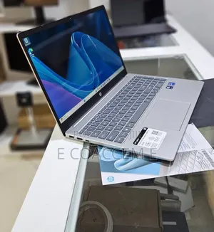 New Laptop HP 15 16GB Intel Core Ultra 7 SSD 512GB