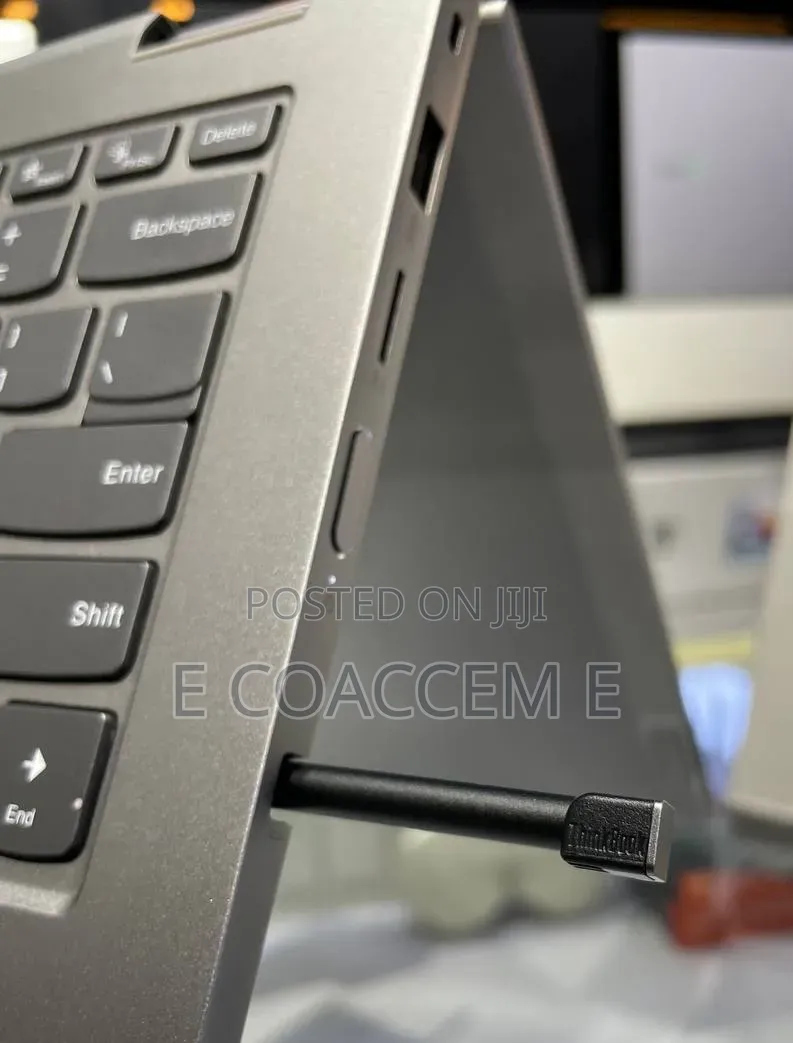 New Laptop Lenovo 16GB Intel Core i5 SSD 512GB