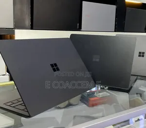 New Laptop Microsoft Surface 16GB Intel Core i7 SSD 512GB
