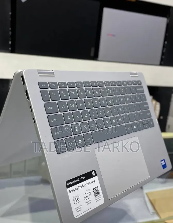 New Laptop HP OmniBook 5 14" 16GB Intel Core 7 SSD 512GB