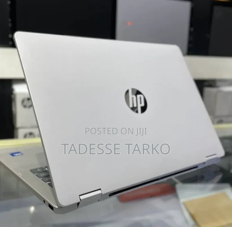 New Laptop HP OmniBook 5 14" 16GB Intel Core 7 SSD 512GB