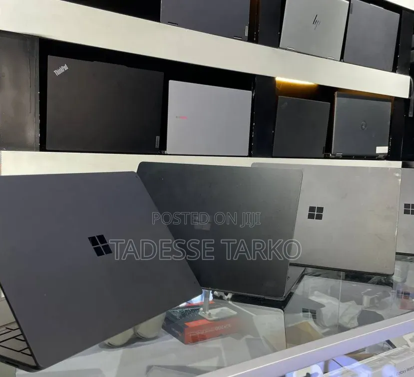 New Laptop Microsoft Surface 16GB Intel Core i7 SSD 512GB
