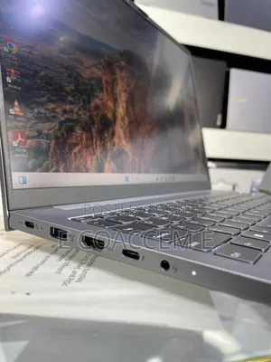New Laptop Lenovo 16GB Intel Core Ultra 5 SSD 512GB