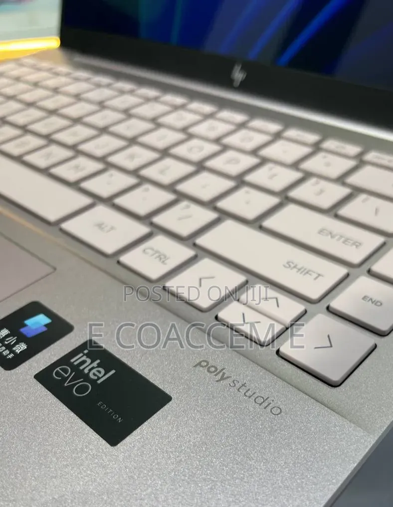 New Laptop HP 32GB Intel Core Ultra 7 SSD 512GB