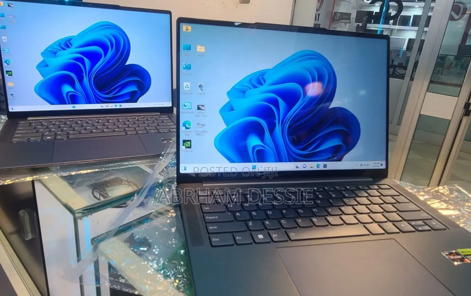 New Laptop Lenovo 16GB AMD Ryzen 7 SSD 512GB