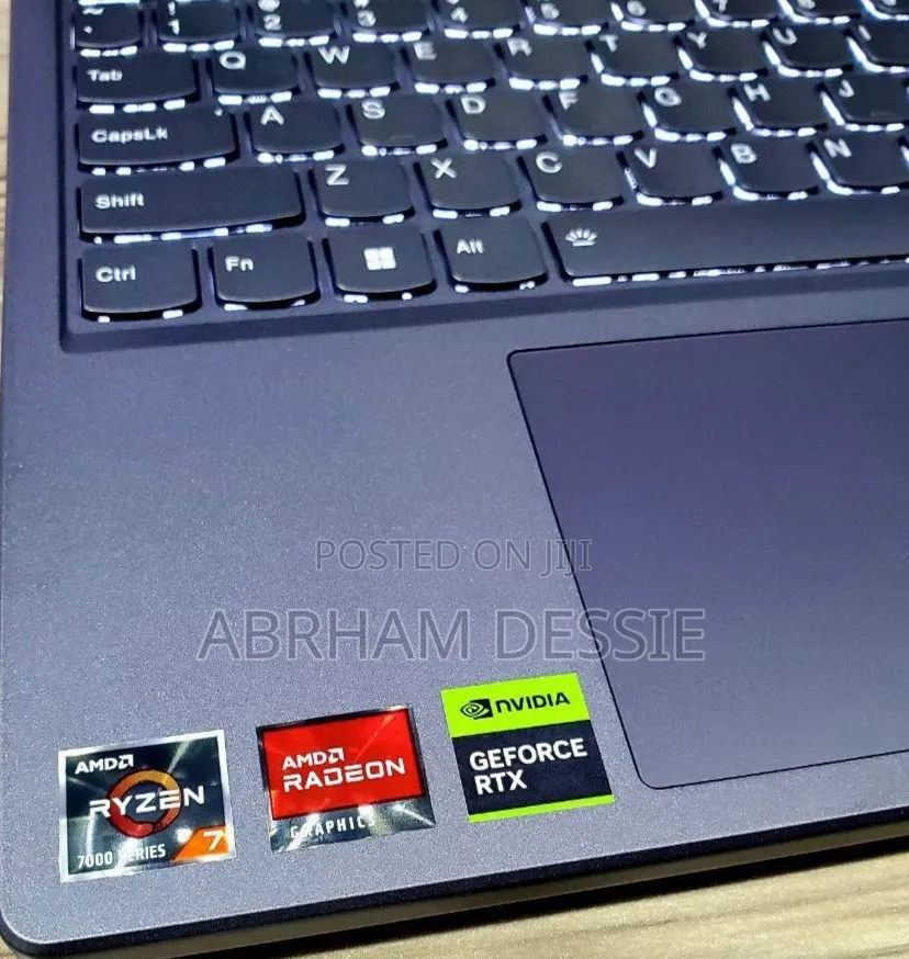 New Laptop Lenovo 16GB AMD Ryzen 7 SSD 1T