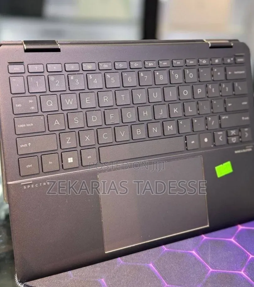 New Laptop HP Spectra 13 16GB Intel Core i7 SSD 512GB