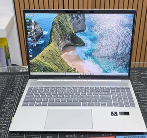 New Laptop HP 16GB Intel Core Ultra 7 SSD 512GB