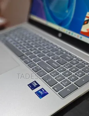 New Laptop HP 16GB Intel Core Ultra 7 SSD 512GB