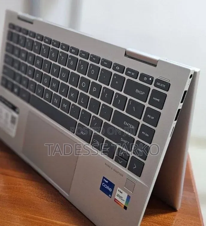 New Laptop HP Envy X360 8GB Intel Core i5 SSD 512GB