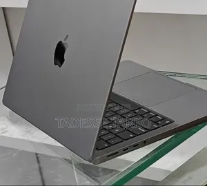 New Laptop Apple MacBook Pro 2023 M3 14-inch 8GB Apple M3 Pro SSD 512GB