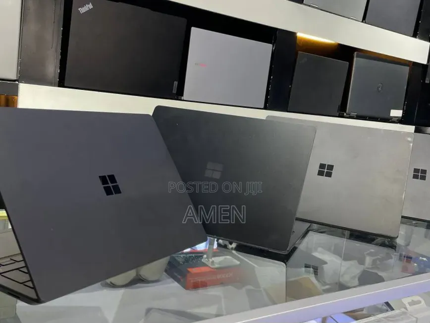 New Laptop Microsoft Surface 16GB Intel Core i7 SSD 512GB