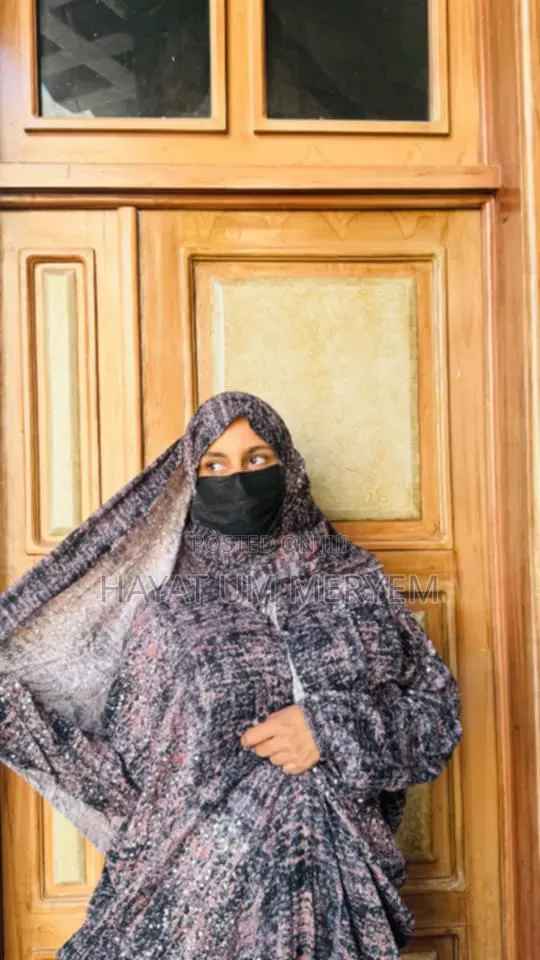 ሸርሸፎች ሽቲ ወች እስከ ሻርፓቸው በብዛትም በፍሬም