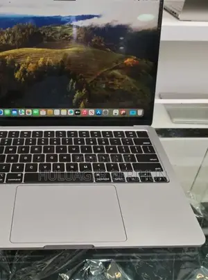 New Laptop Apple MacBook Pro 2023 M2 8GB Apple M2 SSD 512GB