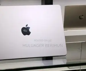 New Laptop Apple MacBook Pro 2023 M2 8GB Apple M2 SSD 512GB