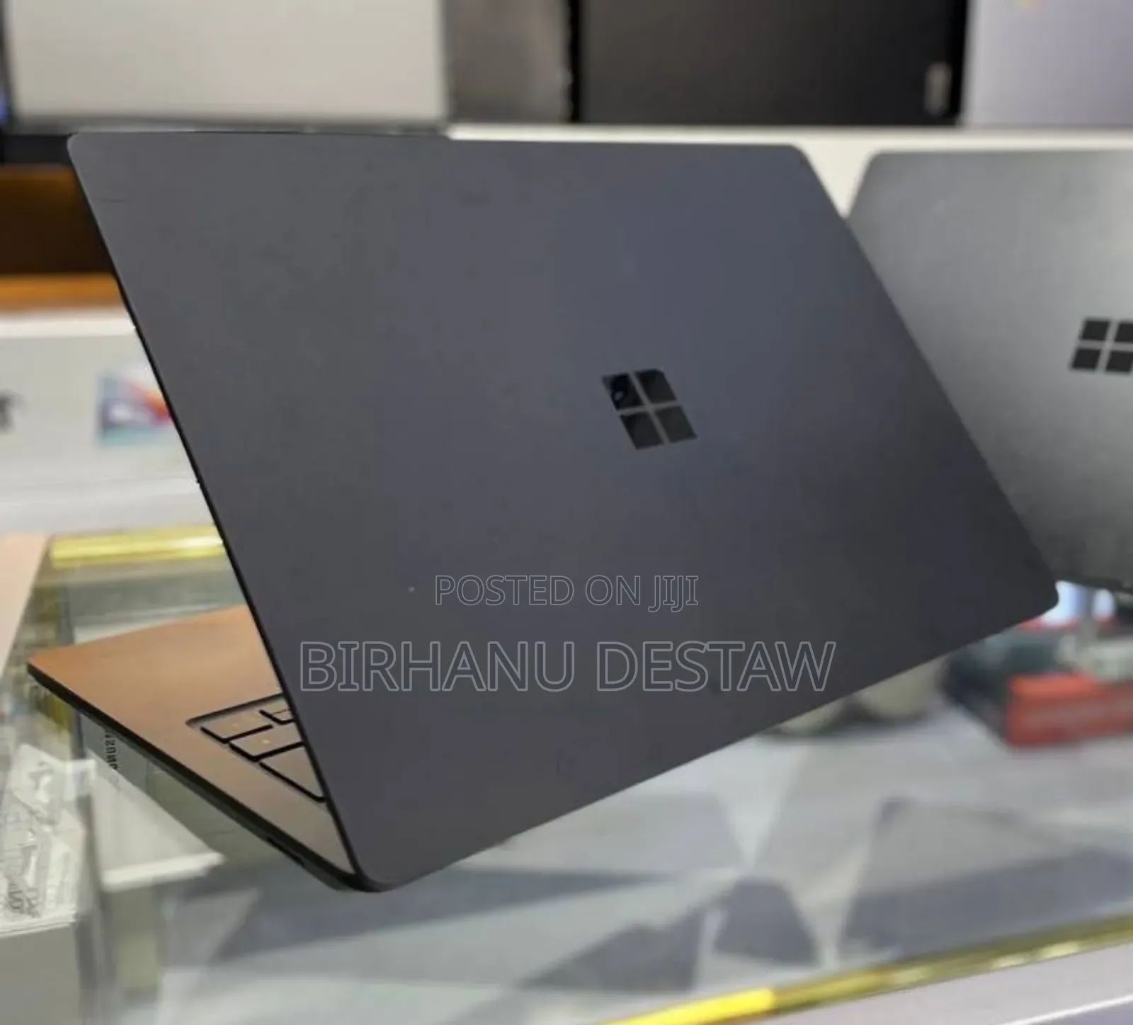 New Laptop Microsoft Surface 16GB Intel Core i7 SSD 512GB