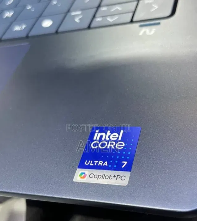 New Laptop HP OmniBook 7 14" 16GB Intel Core Ultra 7 SSD 1T