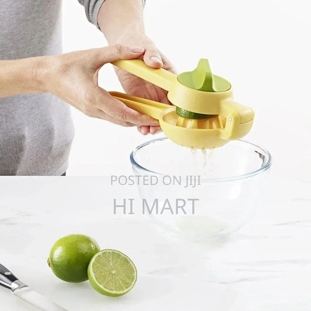 Manual Squeeze and Twist Hand Juicer