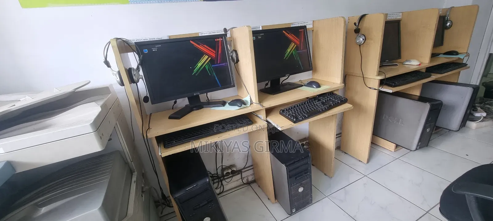 Pc Stand For Internet Cafe