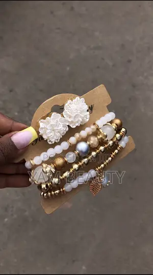 Hand Accessories and Earrings