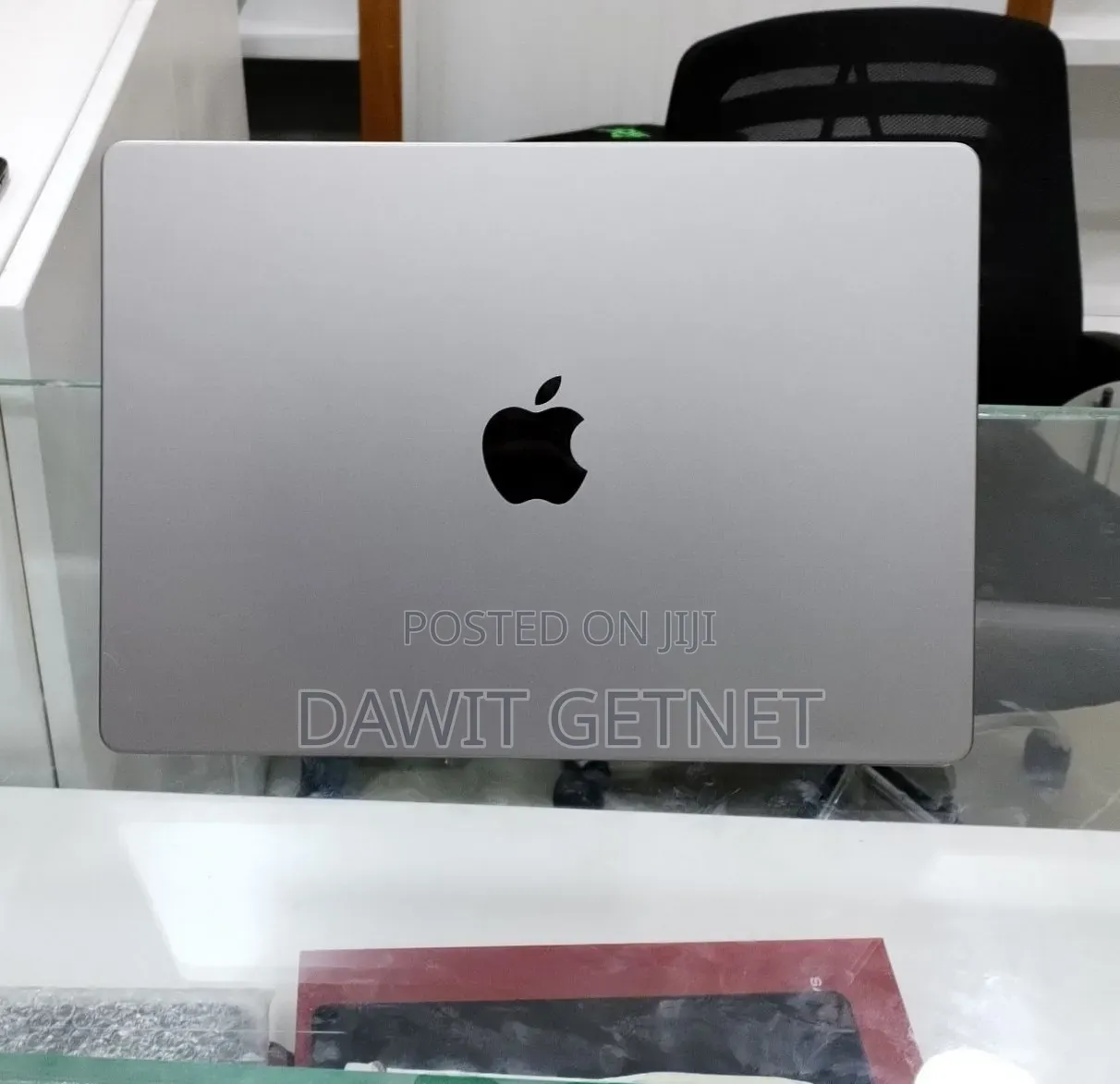 New Laptop Apple MacBook Pro 2021 M1 16GB Apple M1 Pro SSD 512GB