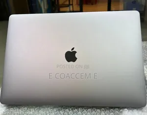 New Laptop Apple MacBook 16GB Intel Core i7 SSD 512GB