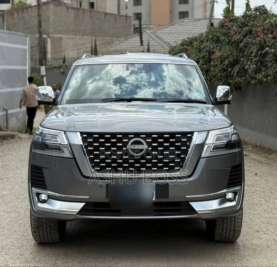 New Nissan Patrol 2023 Silver