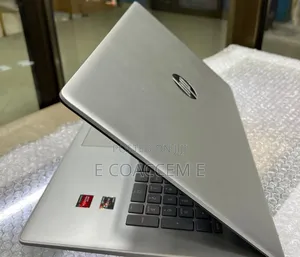 New Laptop HP 8GB AMD Ryzen 5 SSD 512GB