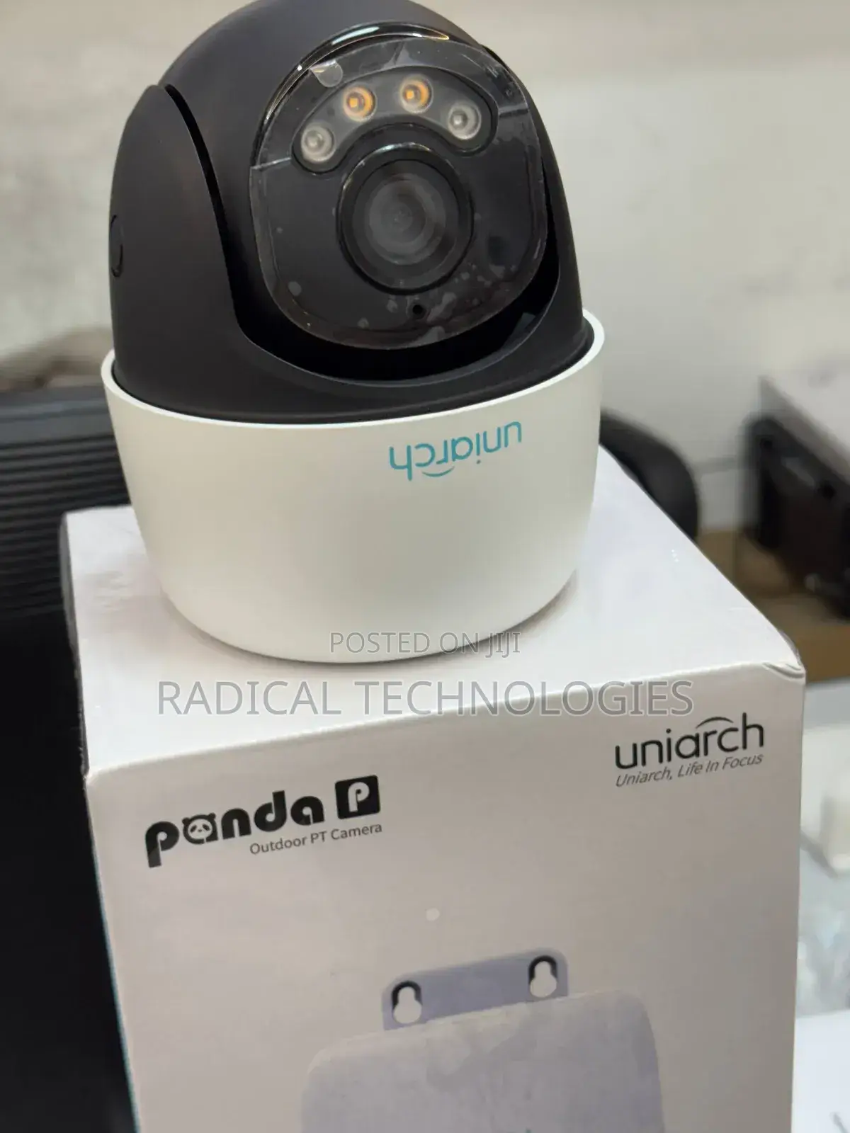 Uniarch Outdoor PTZ Unv Security Camera