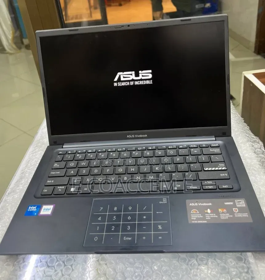 New Laptop Asus 16GB Intel Core 5 SSD 512GB
