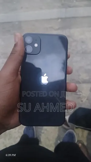 Apple iPhone 11 64 GB Black