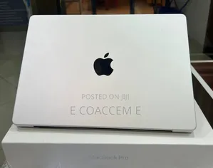 New Laptop Apple MacBook 16GB SSD 512GB