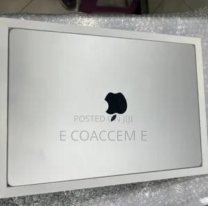 New Laptop Apple MacBook 16GB SSD 512GB