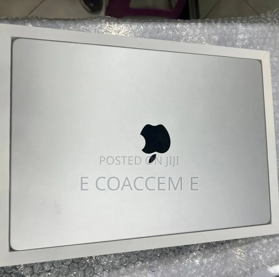 New Laptop Apple MacBook 16GB SSD 512GB