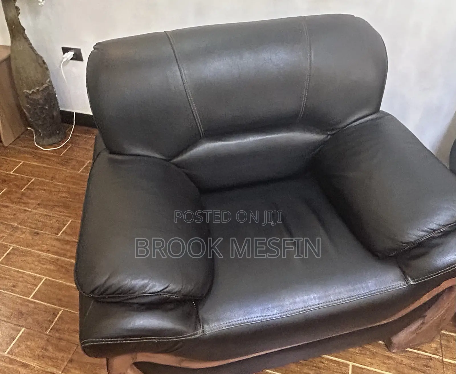 Good Hand Leather Couch