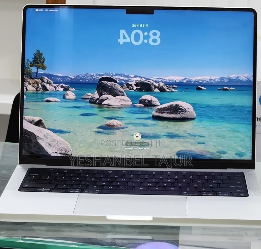 New Laptop Apple MacBook Pro M1 16GB Apple M1 Pro SSD 512GB