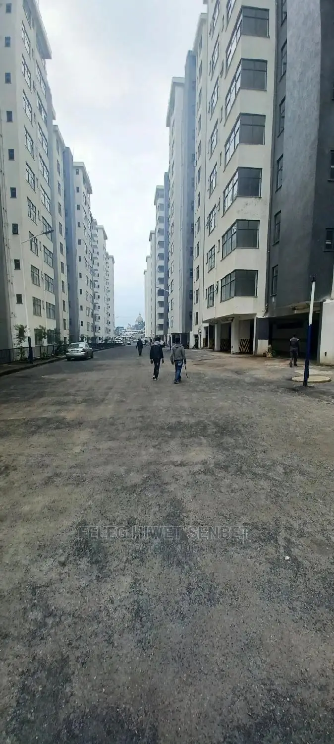 2bdrm Apartment in አአ, Bole for sale