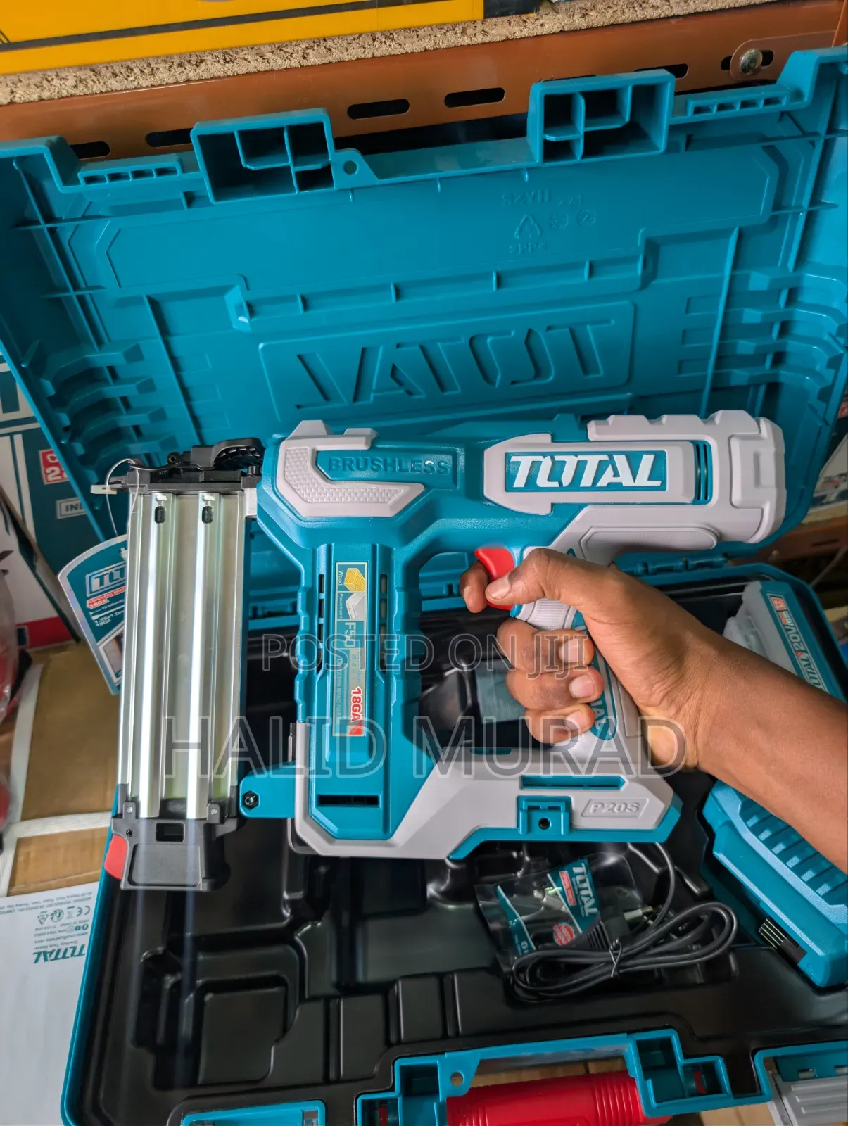 Cordless Brad Nailer