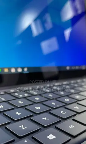 New Laptop Microsoft Surface 16GB Intel Core i7 SSD 512GB