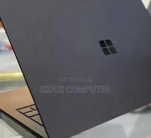 New Laptop Microsoft Surface 16GB Intel Core i7 SSD 512GB