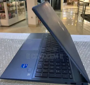 New Laptop HP 16GB Intel Core i5 SSD 512GB