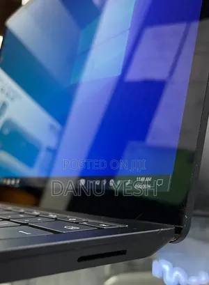 New Laptop Microsoft Surface 16GB Intel Core i7 SSD 512GB
