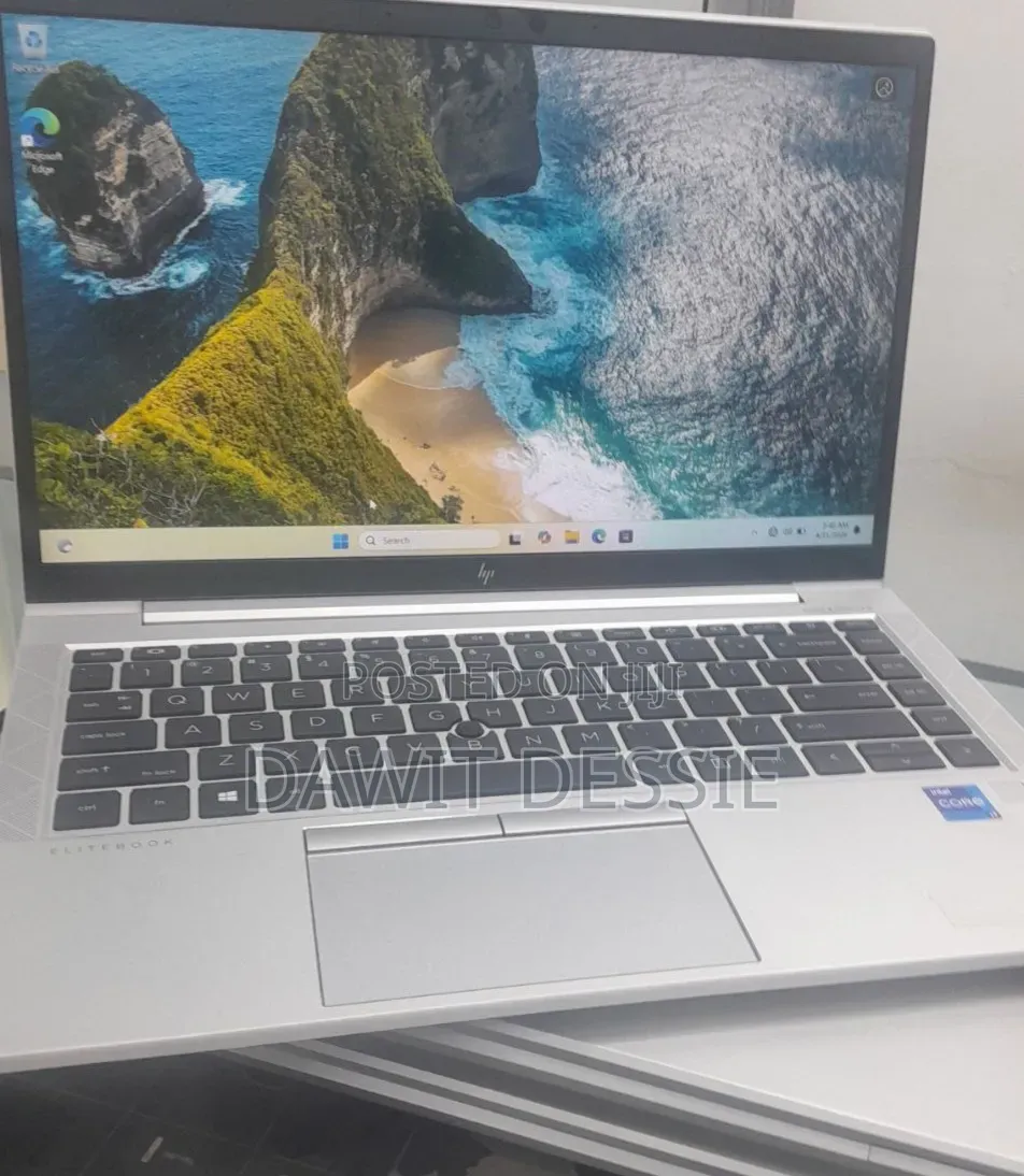New Laptop HP EliteBook 840 G8 16GB Intel Core i7 SSD 512GB